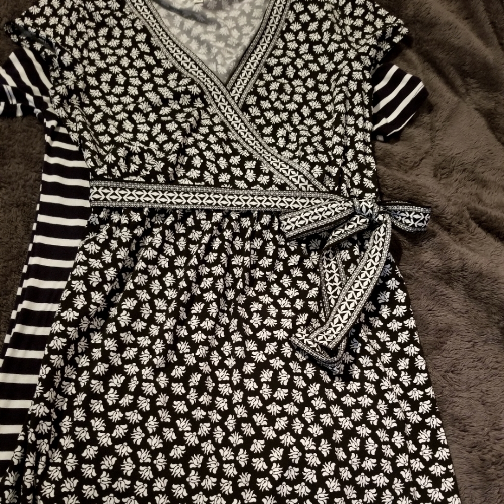Max Studio printed wrap dress